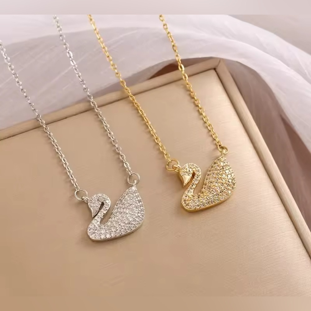 Swan Pendant 18K White Gold (Rhodium) Plated Necklace With Pave Diamond Inlay - Picture 5 of 6